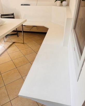 Panca  ad angolo in legno bianco