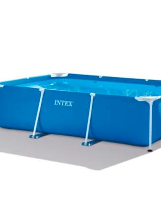 Piscina fuori terra rettangolare