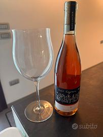Bicchiere grande vino rosso