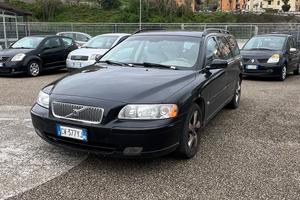 Volvo V70/XC70 V70 2.4 D 20V (163CV) cat Summum