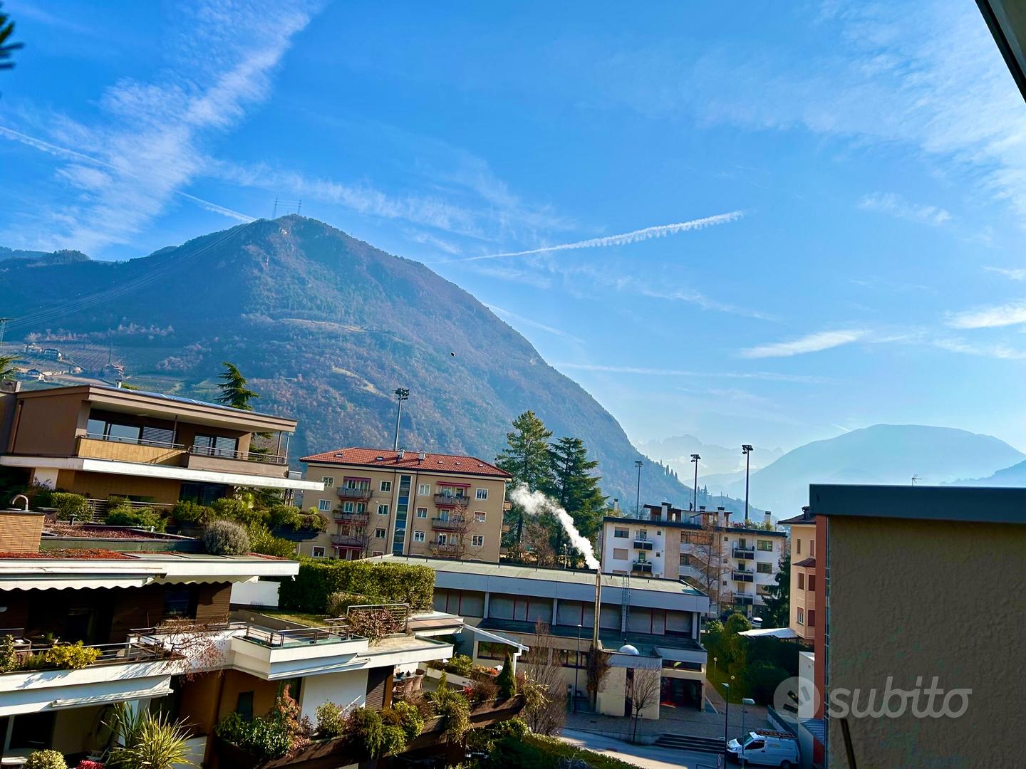 Attico con grande terrazza sul tetto a Bolzano