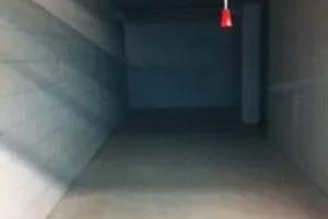 Box auto doppio con cantina annessa