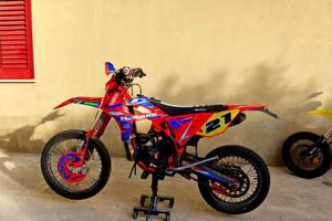 Beta RR 300 2T 2015 - Scarico FMF - Cerchi FABA