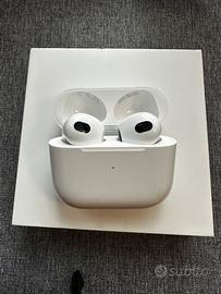 AirPods 3 generazione con ricarica MagSafe