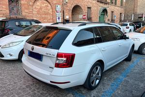 SKODA OCTAVIA DSG 1.5 GTEC METANO GANCIO TRAINO