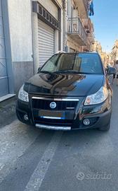 Fiat Sedici 1.9 120 CV  4x4. (Testata da rifare.)
