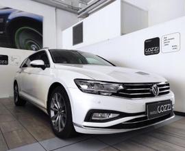 VOLKSWAGEN Passat 8ª serie - Passat Variant 2.0 TD