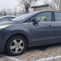 Peugeot 5008 2.0 HDi 150CV Business 7 Posti