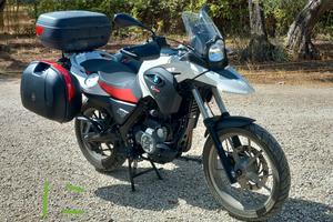 Moto BMW G 650 GS poco usata