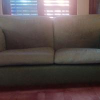 DIVANO IN STOFFA DAMASCATA VERDE SALVIA