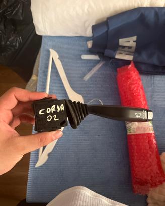 Opel Corsa 02 leva tergicristalli