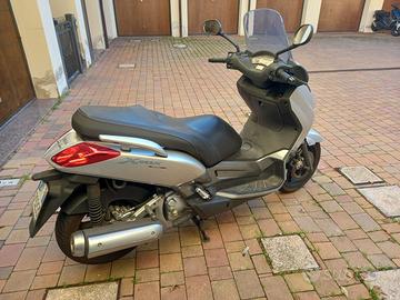 yamaha xmax 250