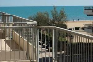 25 LUGLIO-8 AGOSTO/Fronte lato-mare/piscina/5-6pax