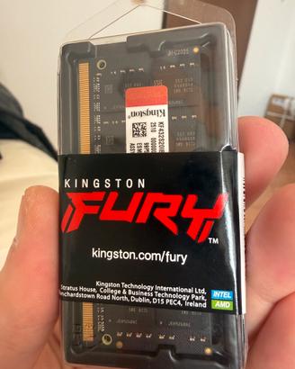 RAM 16 GB Kinston FURY NUOVA