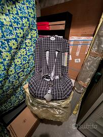 Seggiolino auto marca CAM