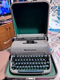 Macchina da scrivere portatile remington + custodi