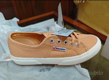 Sneaker Superga 2750 unisex tg. 36