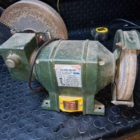 SMERIGLIATRICE DA BANCO 