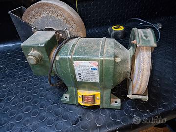 SMERIGLIATRICE DA BANCO 