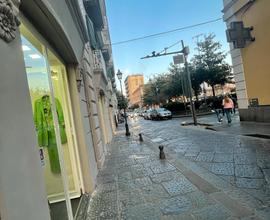 Attività commerciale (negozio)