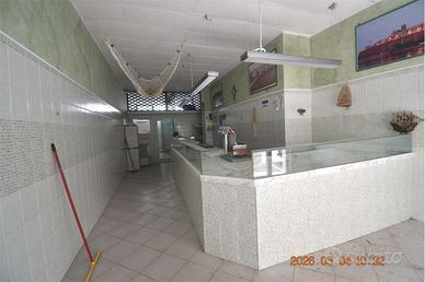 LOCALE CENTRALE IDEALE PER ABITAZIONE O STUDIO