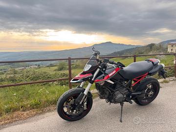 Ducati Hypermotard 796 - 2010
