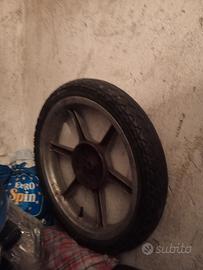 ruota completa di copertone Piaggio liberty 50/125