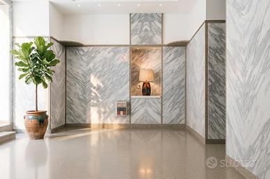 Corso Umberto Locale con elevata visibilità