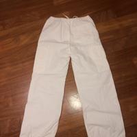 pantaloni paracachute pull&bear