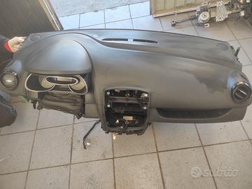 RICAMBI RENAULT CLIO 2015