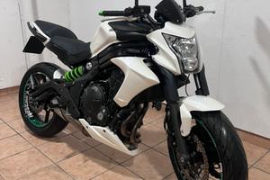 Kawasaki ER6-N