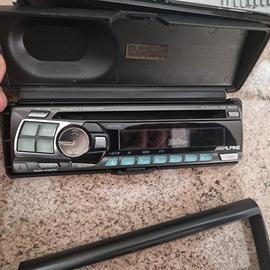 Autoradio ALPINE CDE-9821 R / lettore CD - Vintage