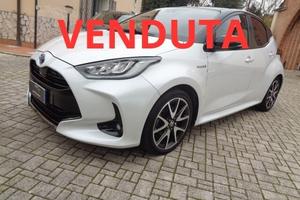 Toyota Yaris 1.5 Hybrid 5 porte Style BIANCO PERLA