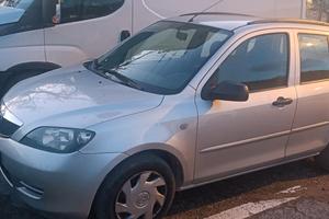 Mazda 2 anno 2003