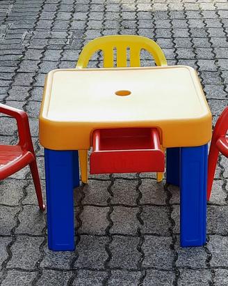 Tavolino Chicco con 4 sedie