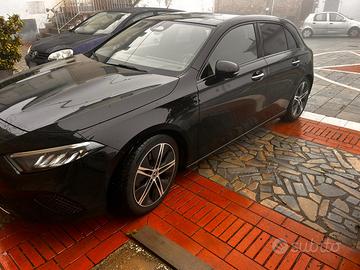 Mercedes Classe A 180 – Allestimento Progressive A