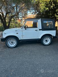 SUZUKI SAMURAI