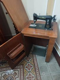 Macchina da cucire vintage 