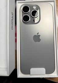 iPhone 15 pro 256 natural titanium