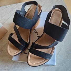 Scarpe con zeppa donna nere