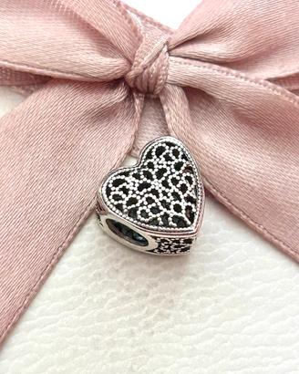Charm pandora a forma di cuore, traforato , nuovo