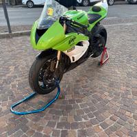 Kawasaki pronto pista