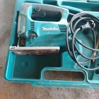 Trapano a colonna, seghetto Makita, levigatrice 