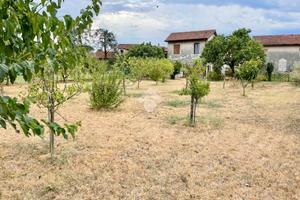 TER. RESIDENZIALE A BUTTRIO