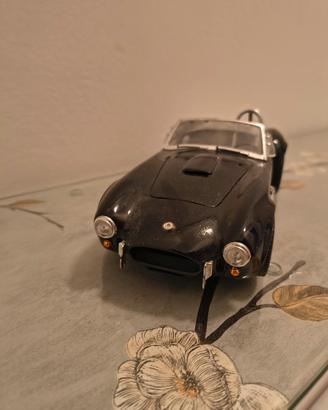 Modellino auto Shelby Cobra 427 S/C 1964 1:18