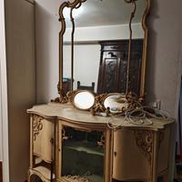 Mobile in stile Veneziano