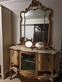 Mobile in stile Veneziano