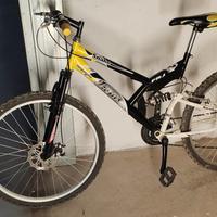 BICICLETTA MOUNTAIN BIKE RAGAZZO 26"