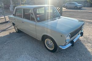 Fiat 124 Coupe 4 PORTE