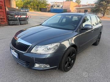 SKODA Octavia 1.6 Wagon Ambition GPLine BENZINA/